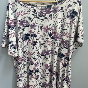 Maurices Cream Relaxed Short Sleeve Tee size 3x